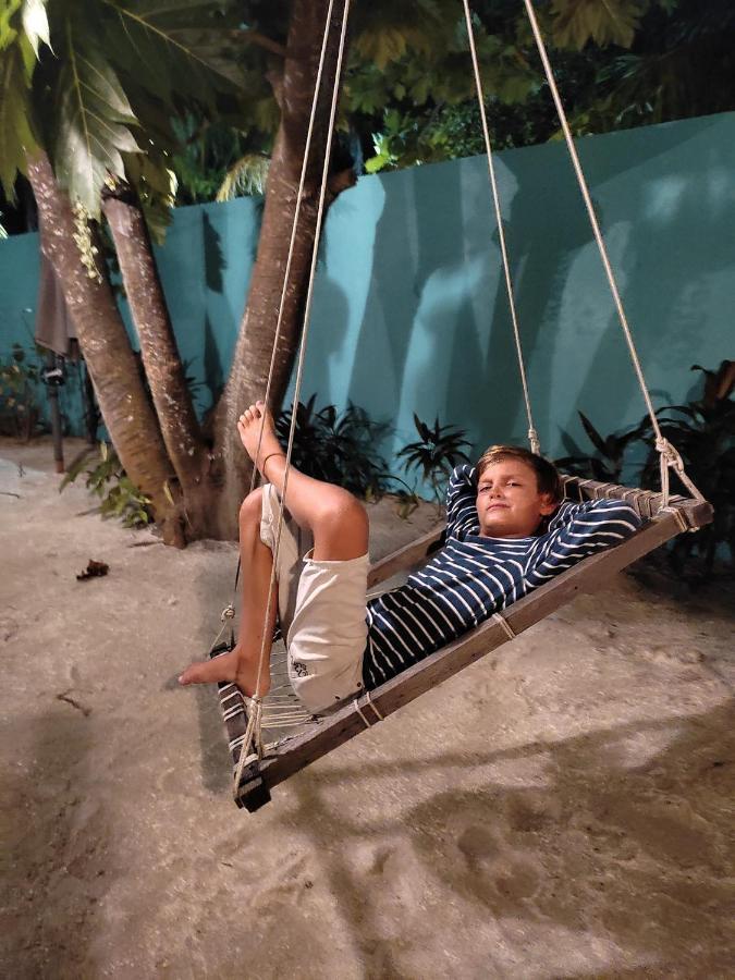 ホテルサーフリトリート Bodufolhudhoo エクステリア 写真