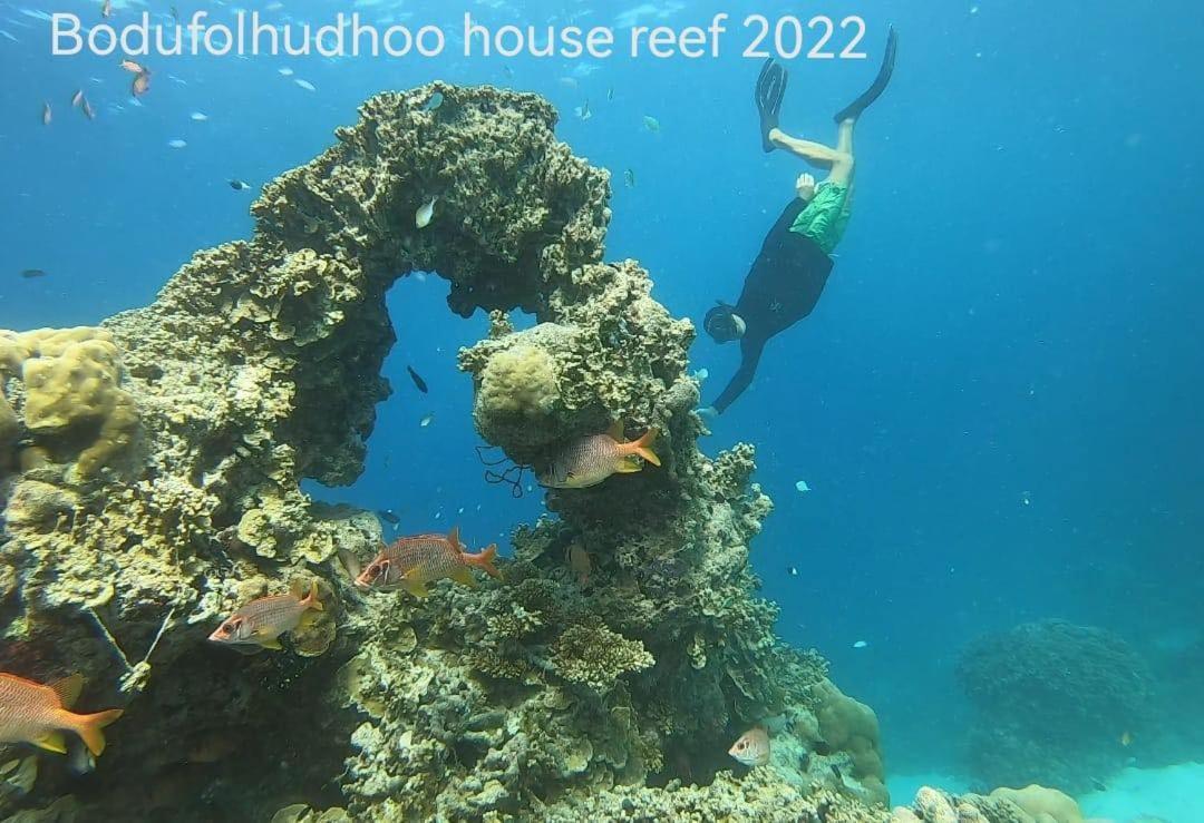 ホテルサーフリトリート Bodufolhudhoo エクステリア 写真